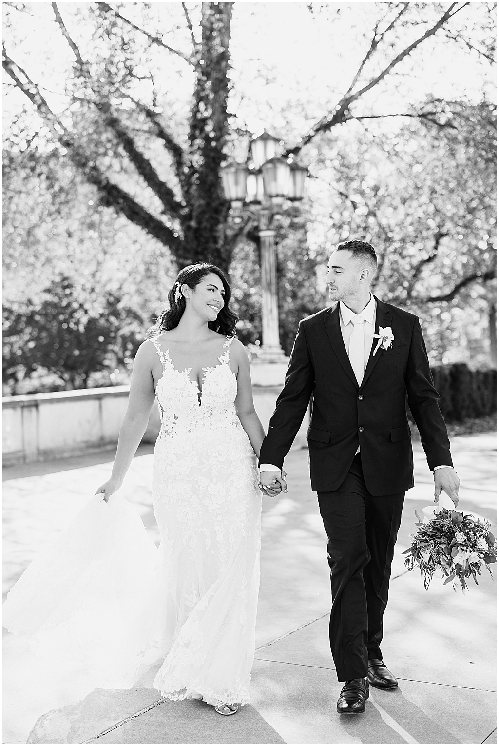 Cleveland-wedding-photographer-best-ariel-pearl-center-wedding-romantic-wedding-photography-cleveland-musuem-of-art-wedding
